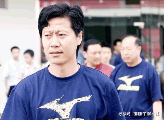 发现半岛体育-他是老辽足阵中“奔跑的羚羊”，为了家乡球队毅然复出，柳忠长