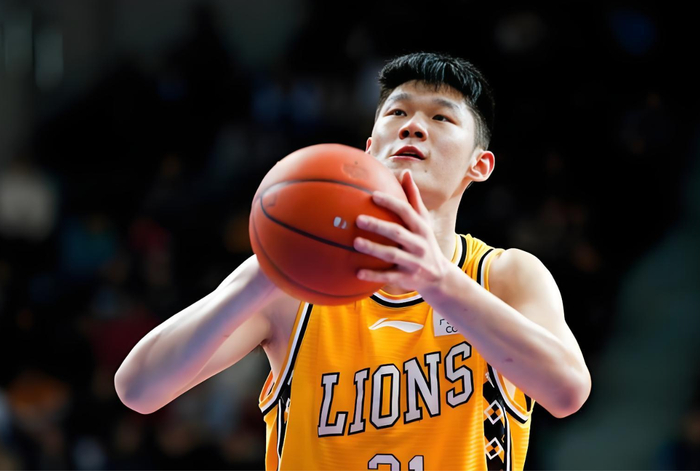 发现半岛体育-广厦队中锋胡金秋，最新伤病情况出炉！|浙江广厦|宁波队|鲁吐布拉|宁波|球员_新浪体育_新浪新闻